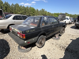 1988 NISSAN Sentra Yard Vehicle