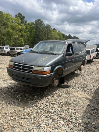 1993 DODGE Grand Caravan Yard Vehicle